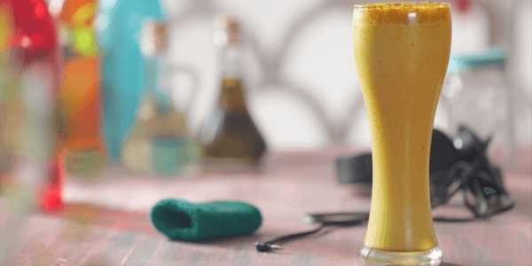 keto turmeric milkshake